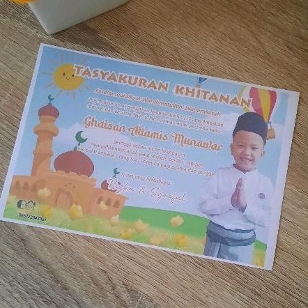 

Stiker Nasi Box Acara Syukuran (Khitanan, Aqiqah, Kehamilan, Ultah)