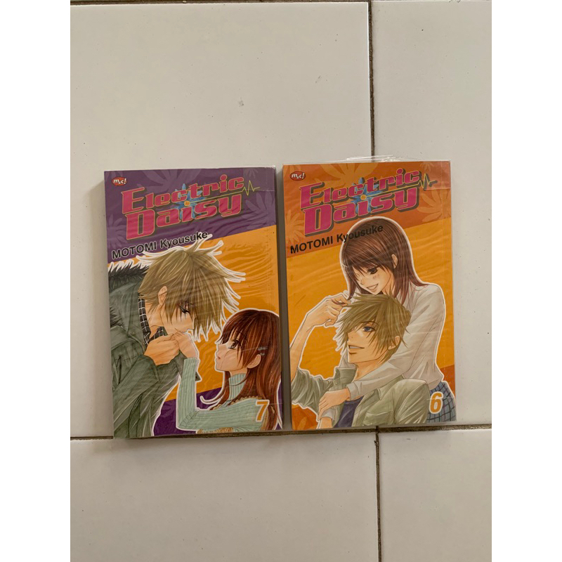 Komik preloved electric daisy 7
