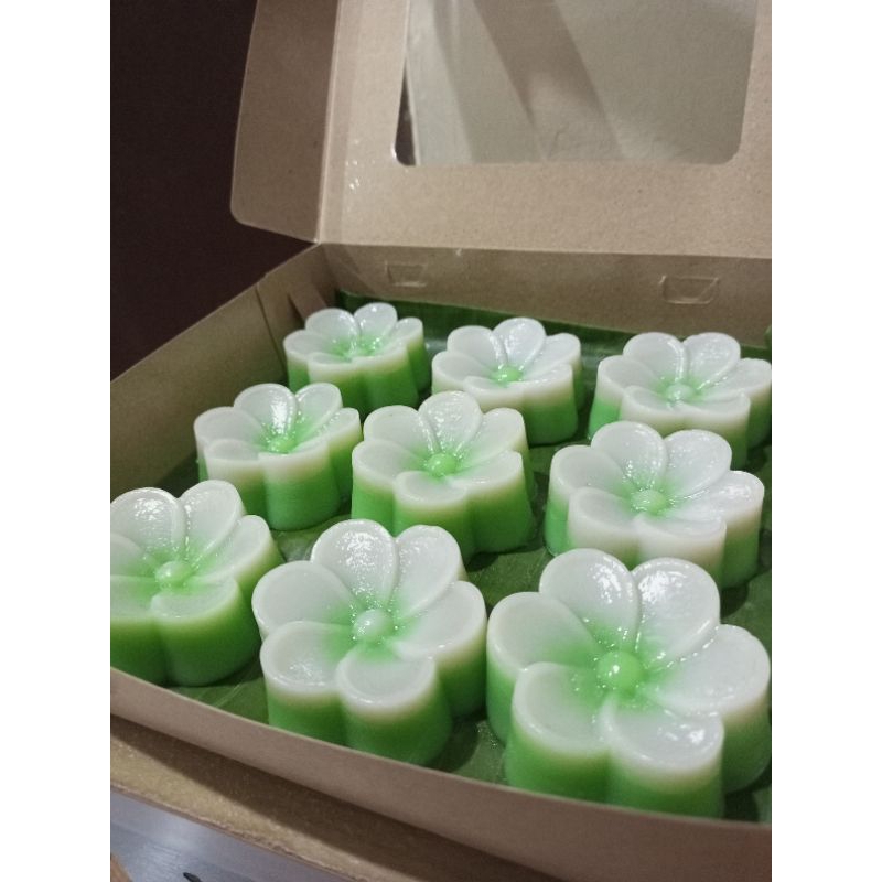

Kue talam pandan Egis/kue talam surabaya/hampers kue talam pandan