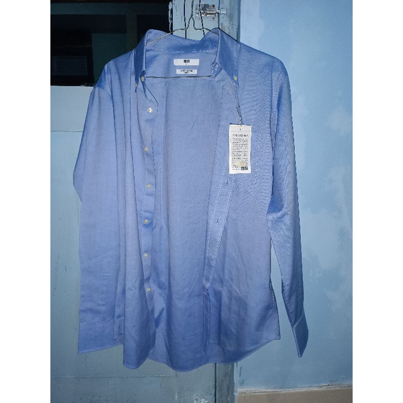 ON SALE 60% DISKON BAJU KEMEJA LENGAN PANJANG FORMAL PRIA UNIQLO ORIGINAL UKURAN M NON IRON SLIM FIT