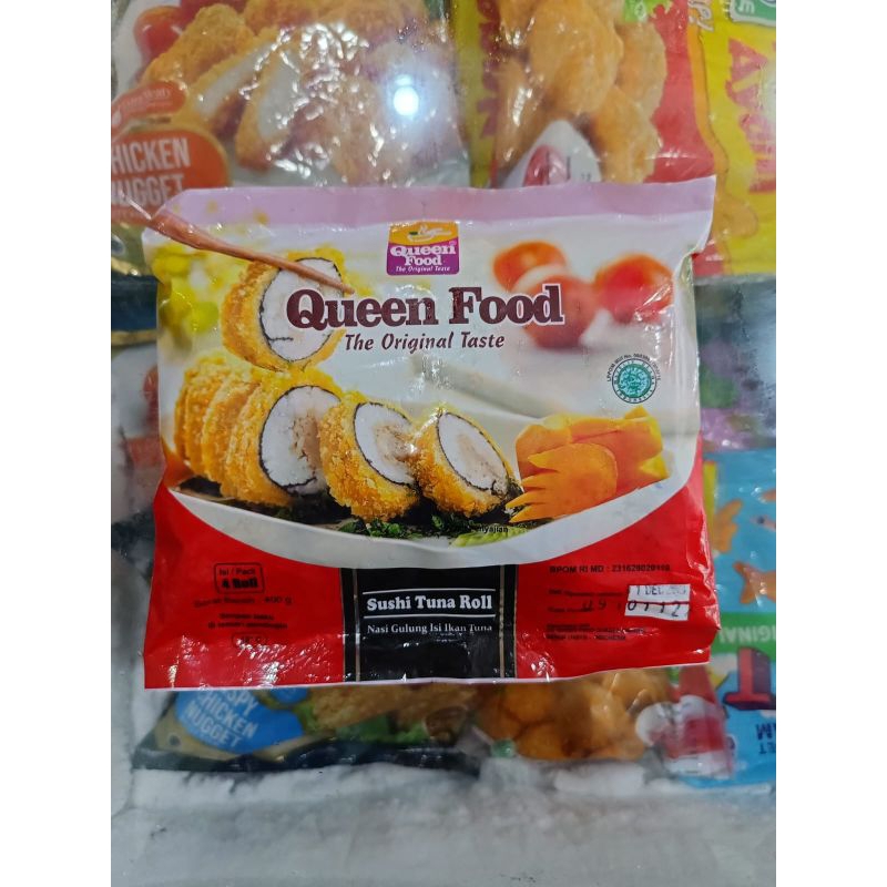 

QUEEN FOOD SUSHI TUNA ROLL