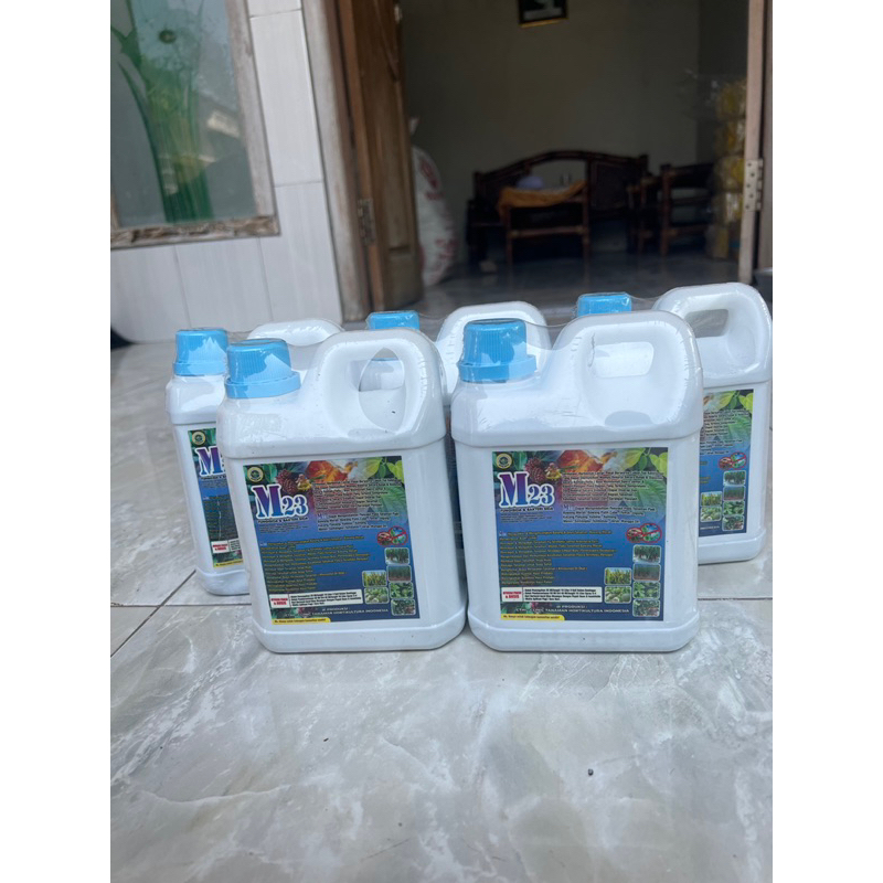 M23 fungisida dan bakterisida