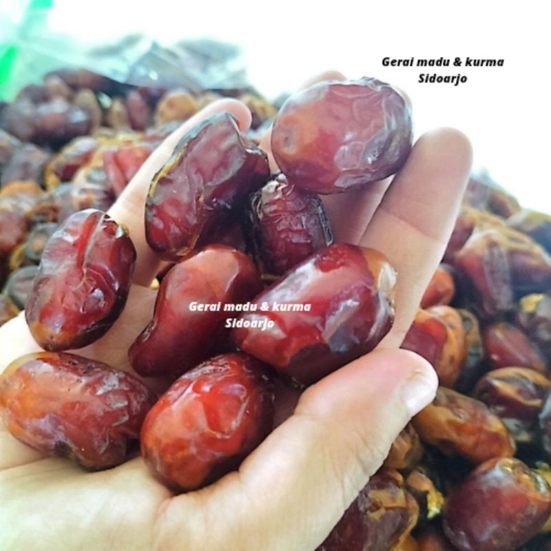 

Kurma Termurah 1 kg Khalas Oleh-Oleh Haji dan Umroh JSR