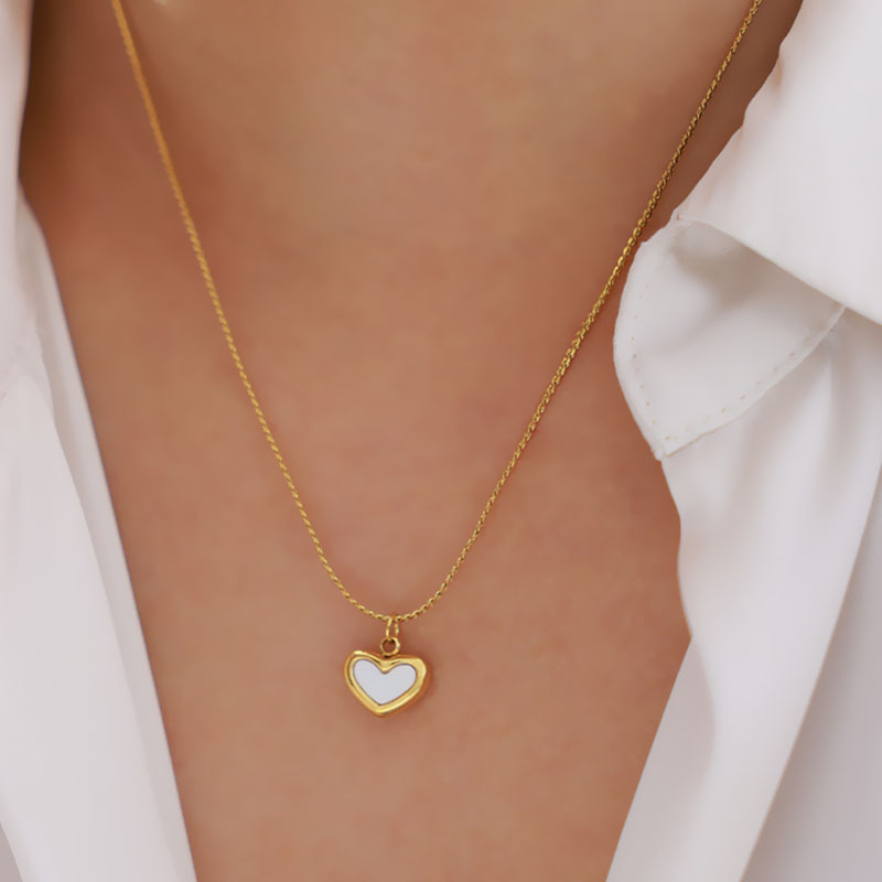 KALUNG TITANIUM  LOVE KECIL KOMBINASI PUTIH FASHION ANTI LUNTUR & ANTI KARAT(COD)