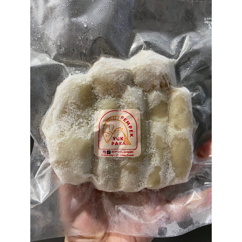 

Pempek kecil campur isi 20 pcs jateng only