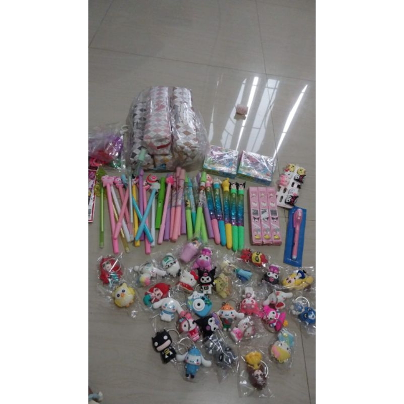 

alat tulis murah Lucu bebas pilih