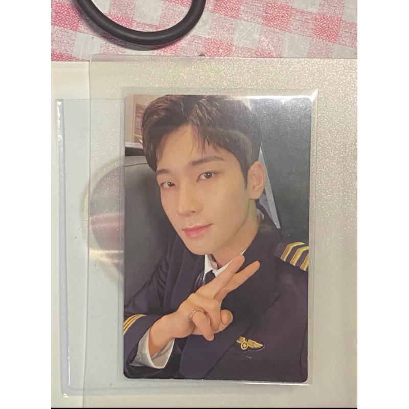 PO Photocard Pilot Wonwoo Official | Baca Deskripsi