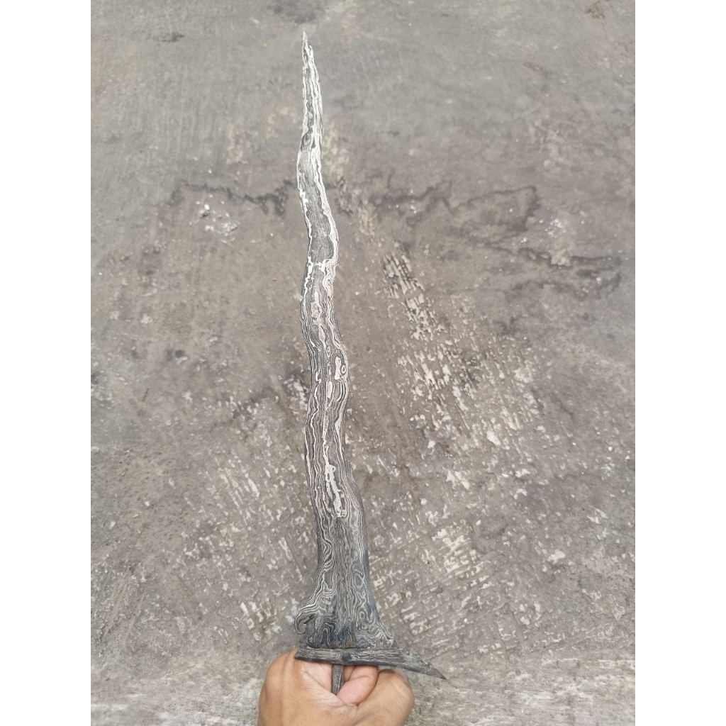 Keris Luk 7 Balebang pamor Ngulit Semongko