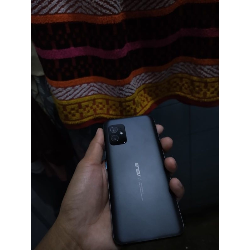 Asus Zenfone 8 resmi second