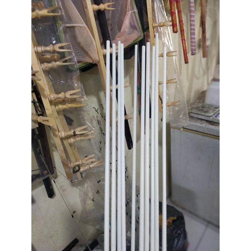 setik fiber layangan dan tenda kemping 200 cm