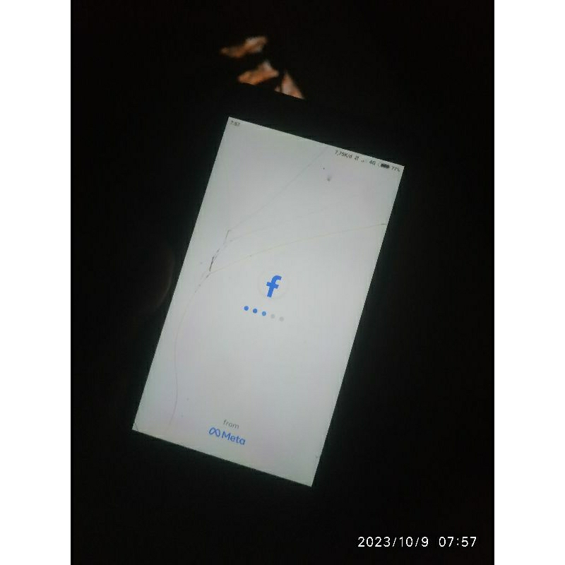 HP REDMI XIOAMI REDMI 3 BEKAS SECOND RAM 2 NYALA MINUS BANYAK