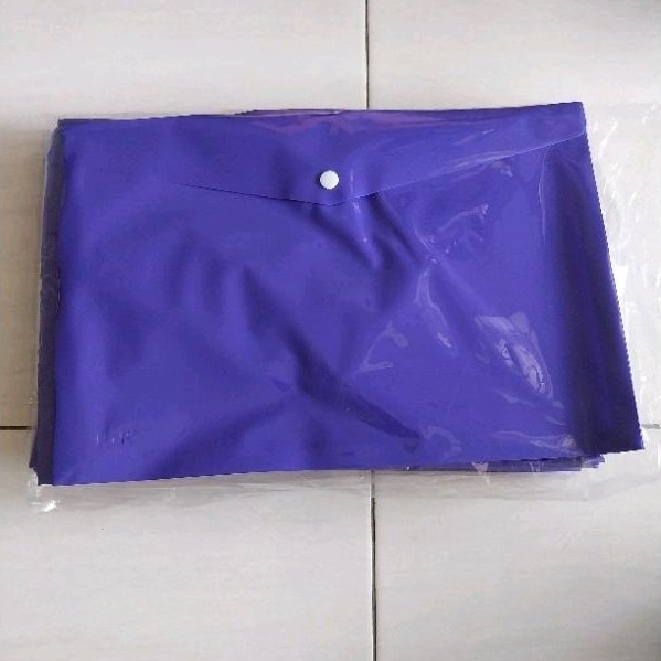 

Map Kancing Warna Ungu