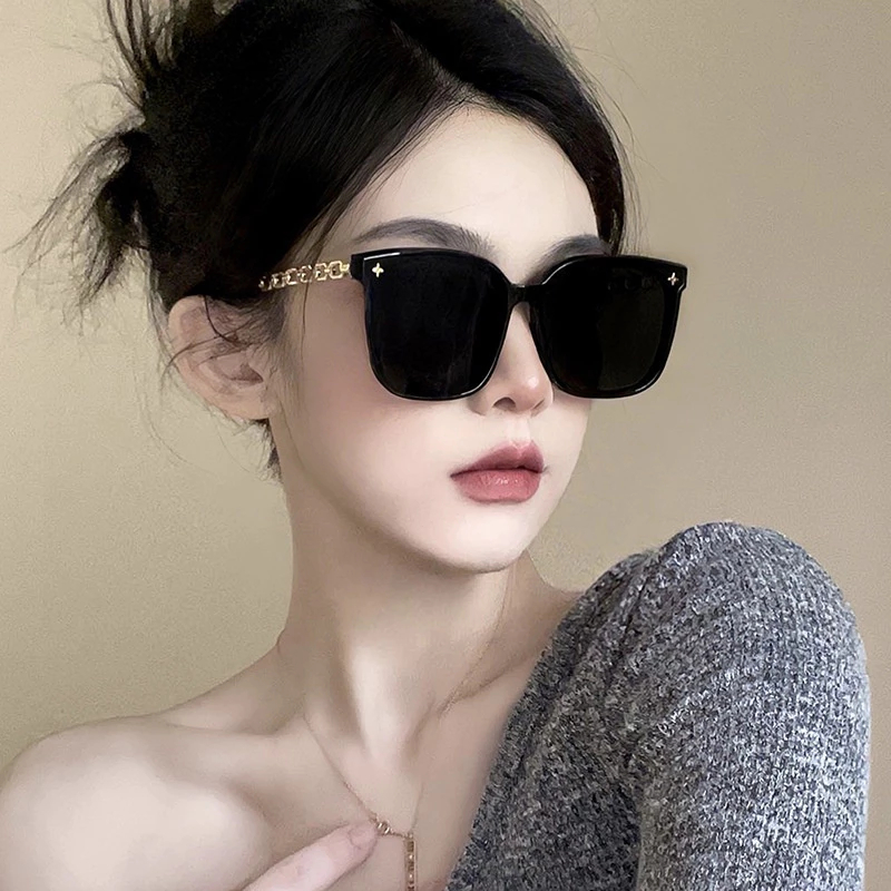 [COD] Kacamata Fashion Terbaru Wanita Gaya Korea Oversize Model Moza