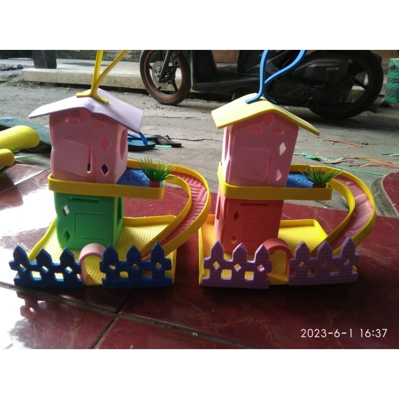 RUMAH KELOMANG MODEL TINGKAT ISI 20 BIJI