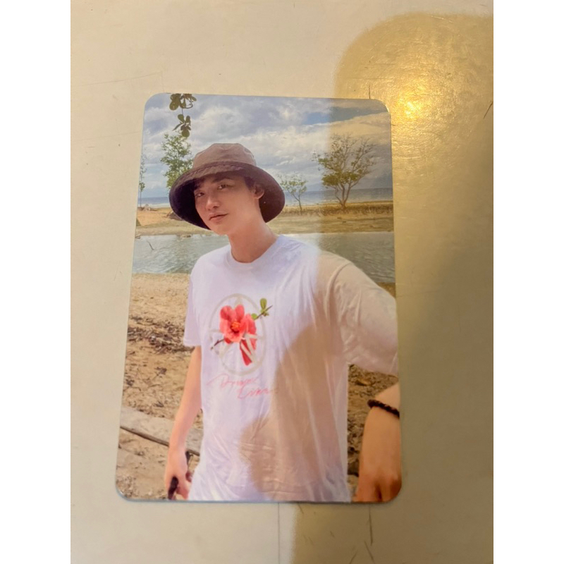Official Photocard Lee Jong Suk - at the Beach