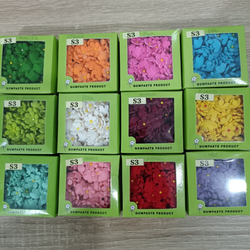 

Gumpaste Bunga S3 1 kotak isi 90-100 pcs