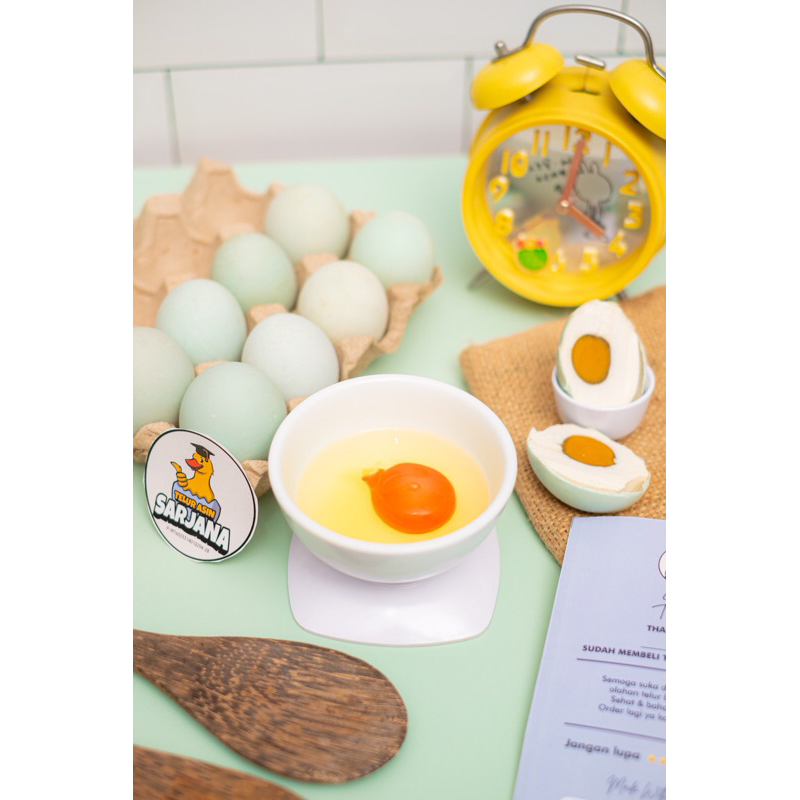 Telur Asin Mentah Omega 3 / Manik Oren