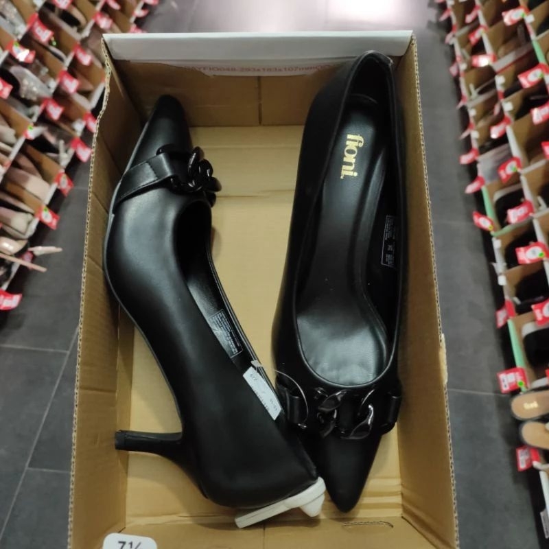 Sepatu Payless Heels Nc - Fioni