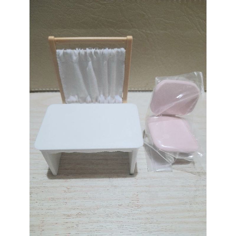 Sylvanian Families Hospital parts (Vintage)