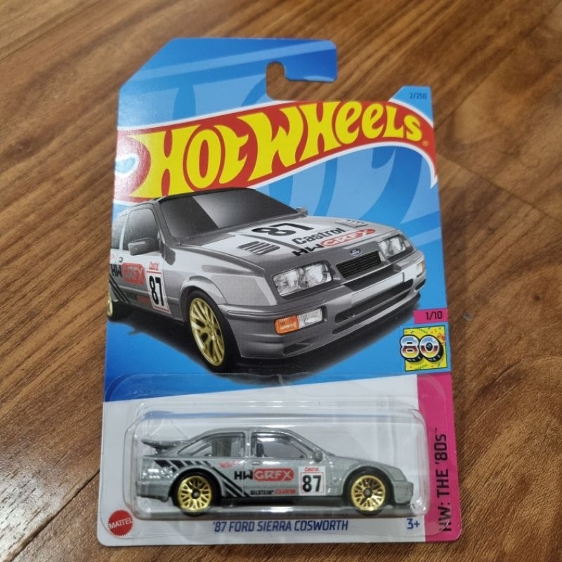 Hotwheels 87 Ford Sierra Cosworth