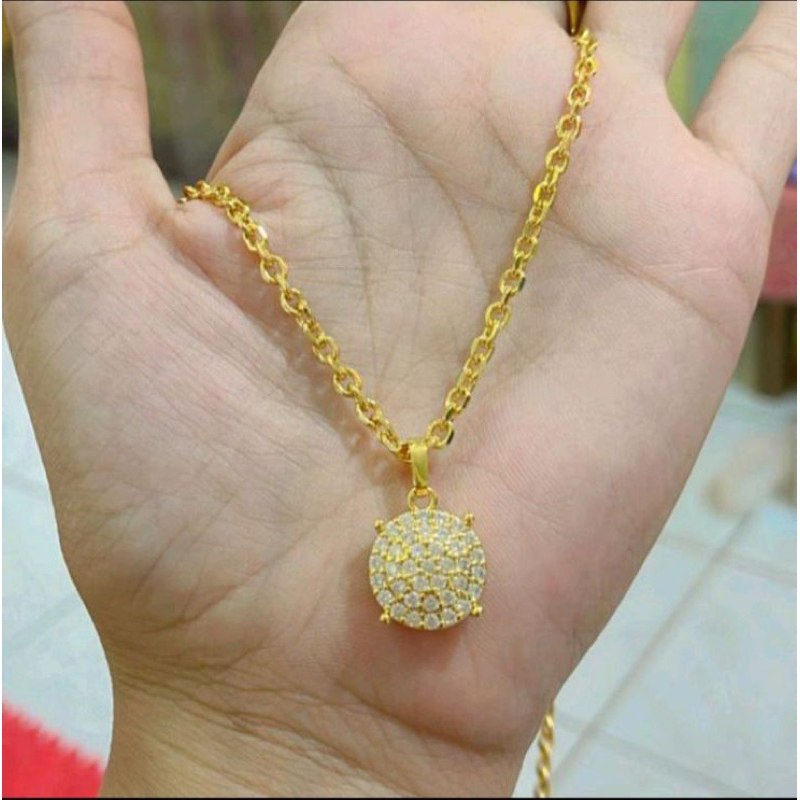 kalung liontin Bulat