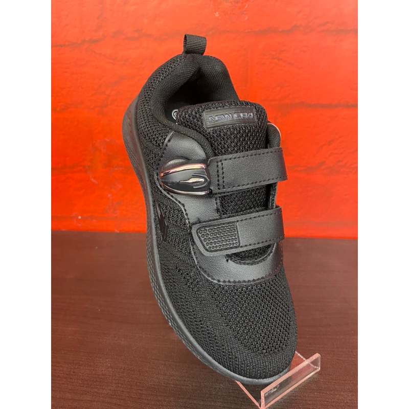 sepatu sekolah wanita/pria New era murah
