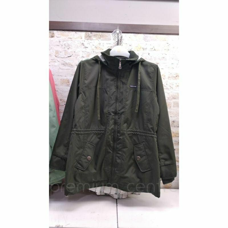 C2 OUTFITTERS | Jaket Wanita Green Original