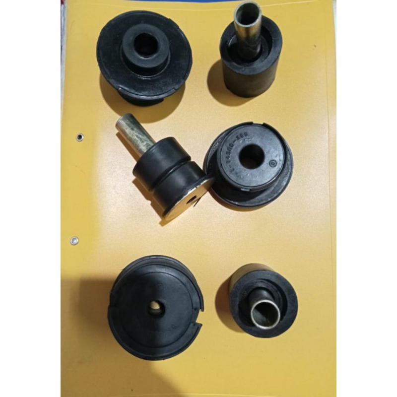 Karet Kabin body panther 2.3 ( Isi 9 PC  )