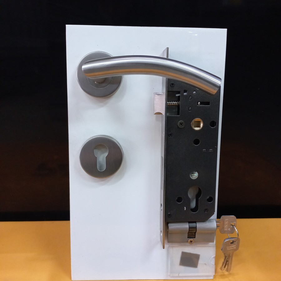 Handle Pintu Kunci Pintu Set PALOMA LRP 402 Gagang Pintu Stainless