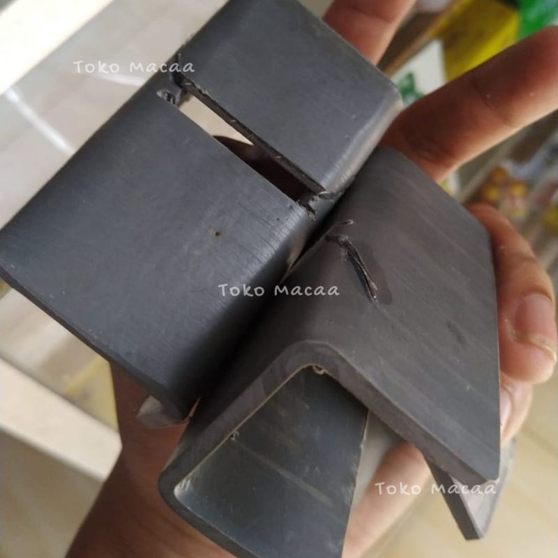 Alat Pengupas / Kerokan Kulit Ari Kelapa Tua