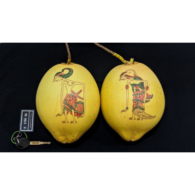 Cengkir Gading Ukir Wayang