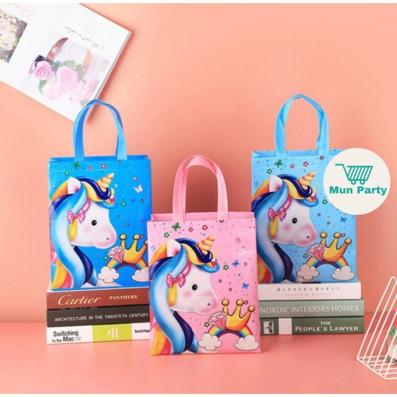 

Tas Souvenir Ulang Tahun Anak / Goodie Bag / Tas Ulang Tahun Unicorn-M