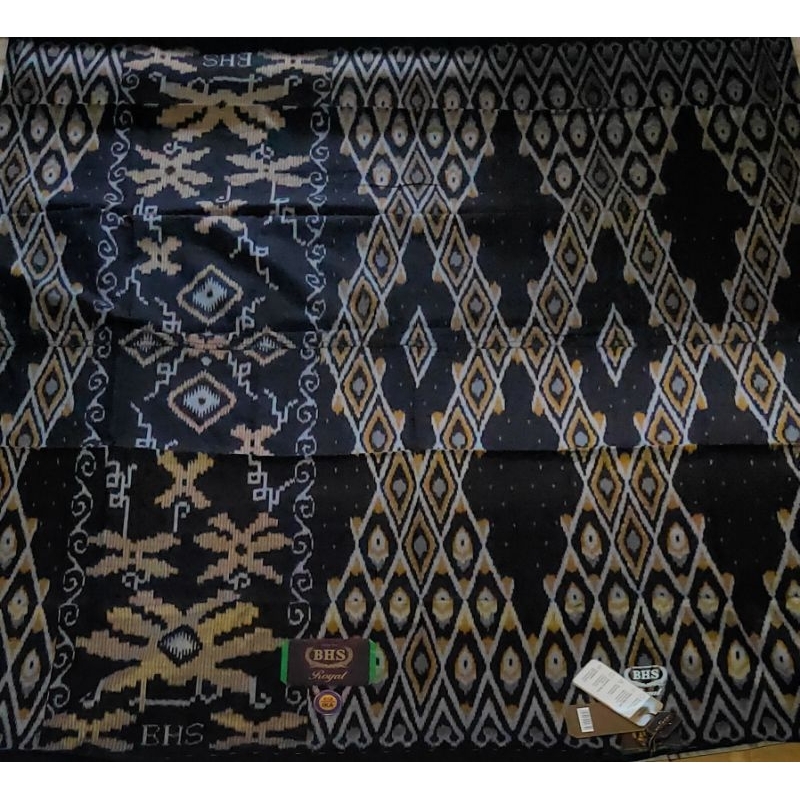 Sarung BHS Royal Gold IKA Hitam Kuning