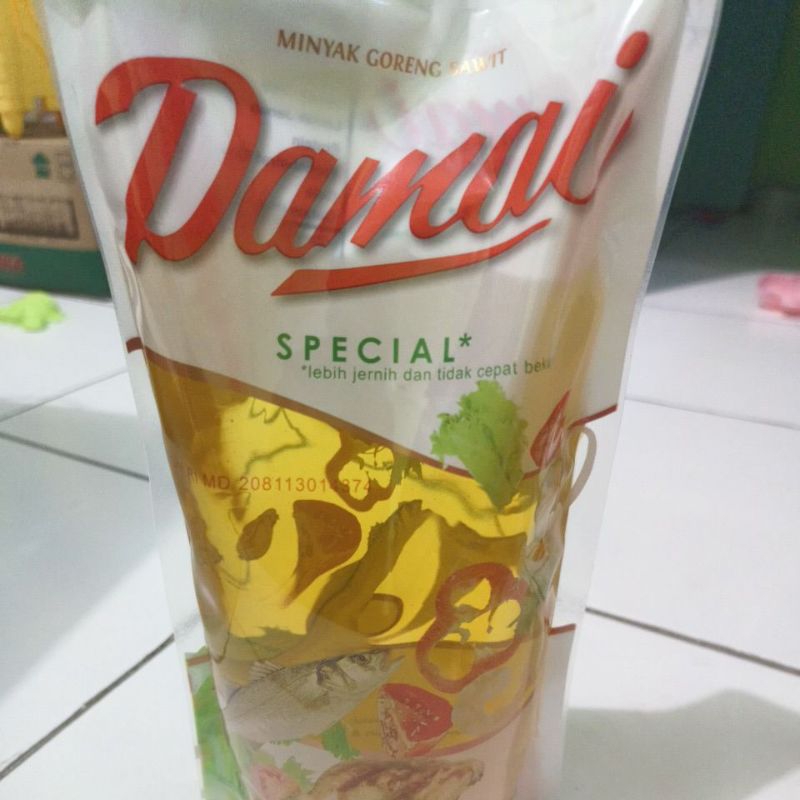 

minyak premium damai 1L