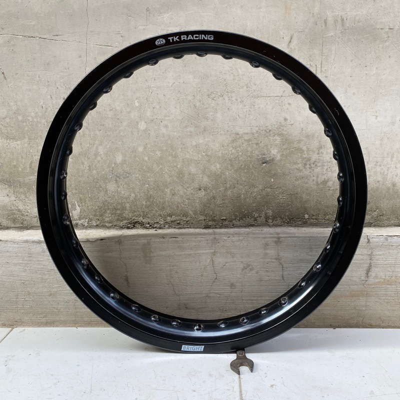 velg tk racing bright tk japan hitam 18 250