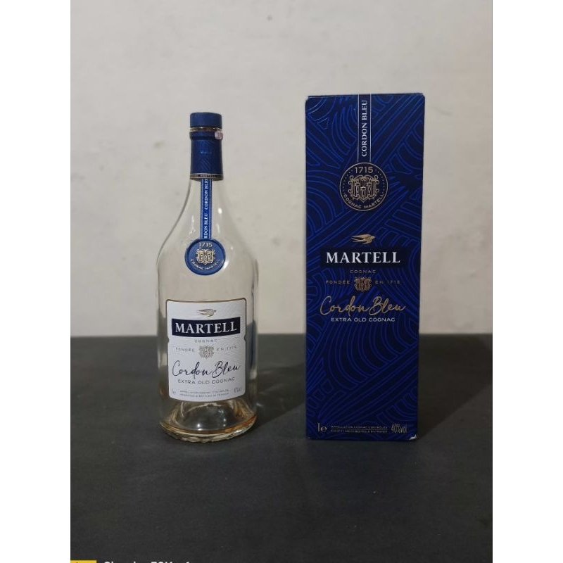 Botol bekas minuman import Martell cordon bleu /Hiasan rumah/pajangan/koleksi