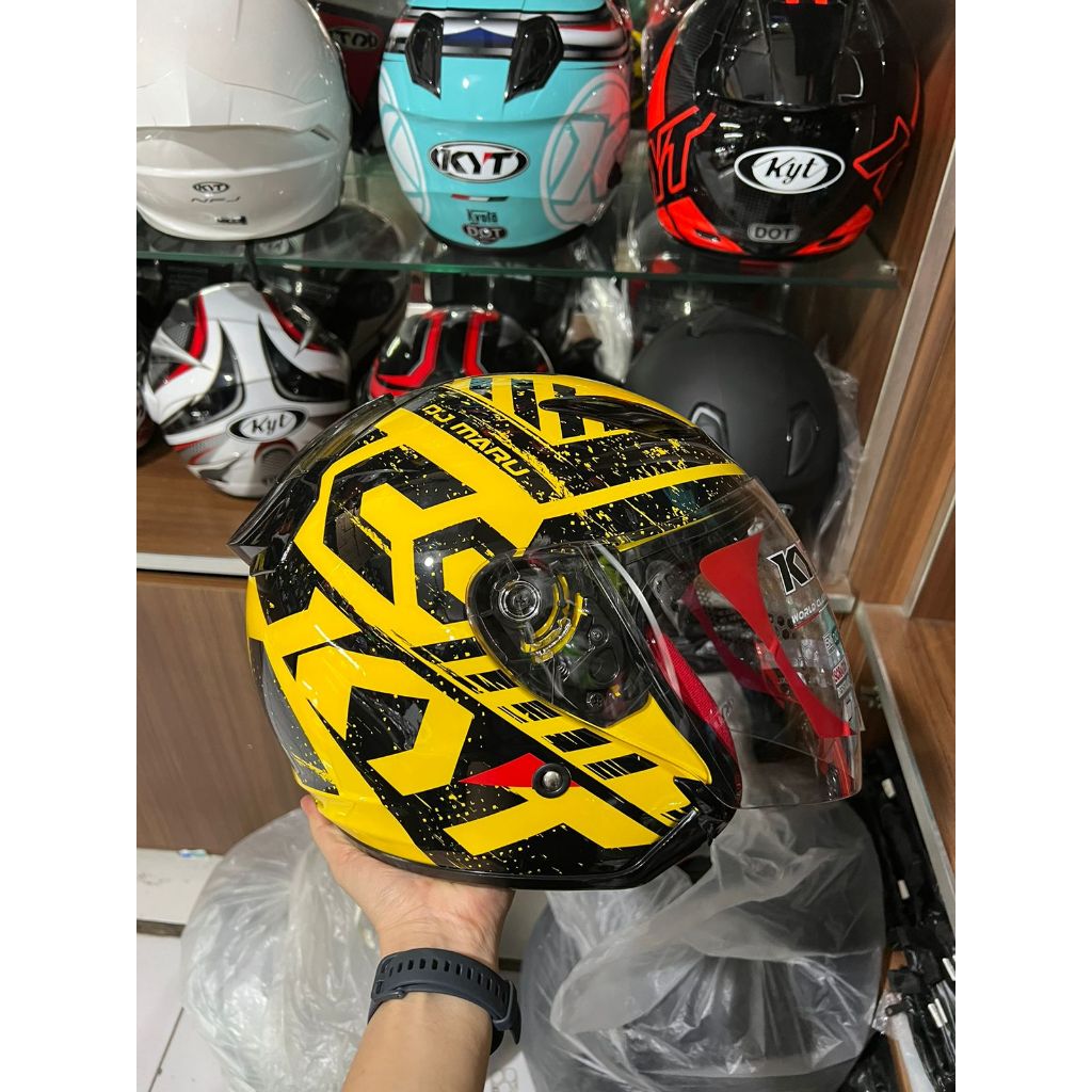 Helm KYT DJ Maru Motif #16 Crimson Yellow