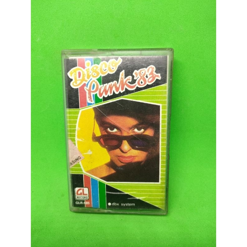 Kaset pita Disco Punk 83