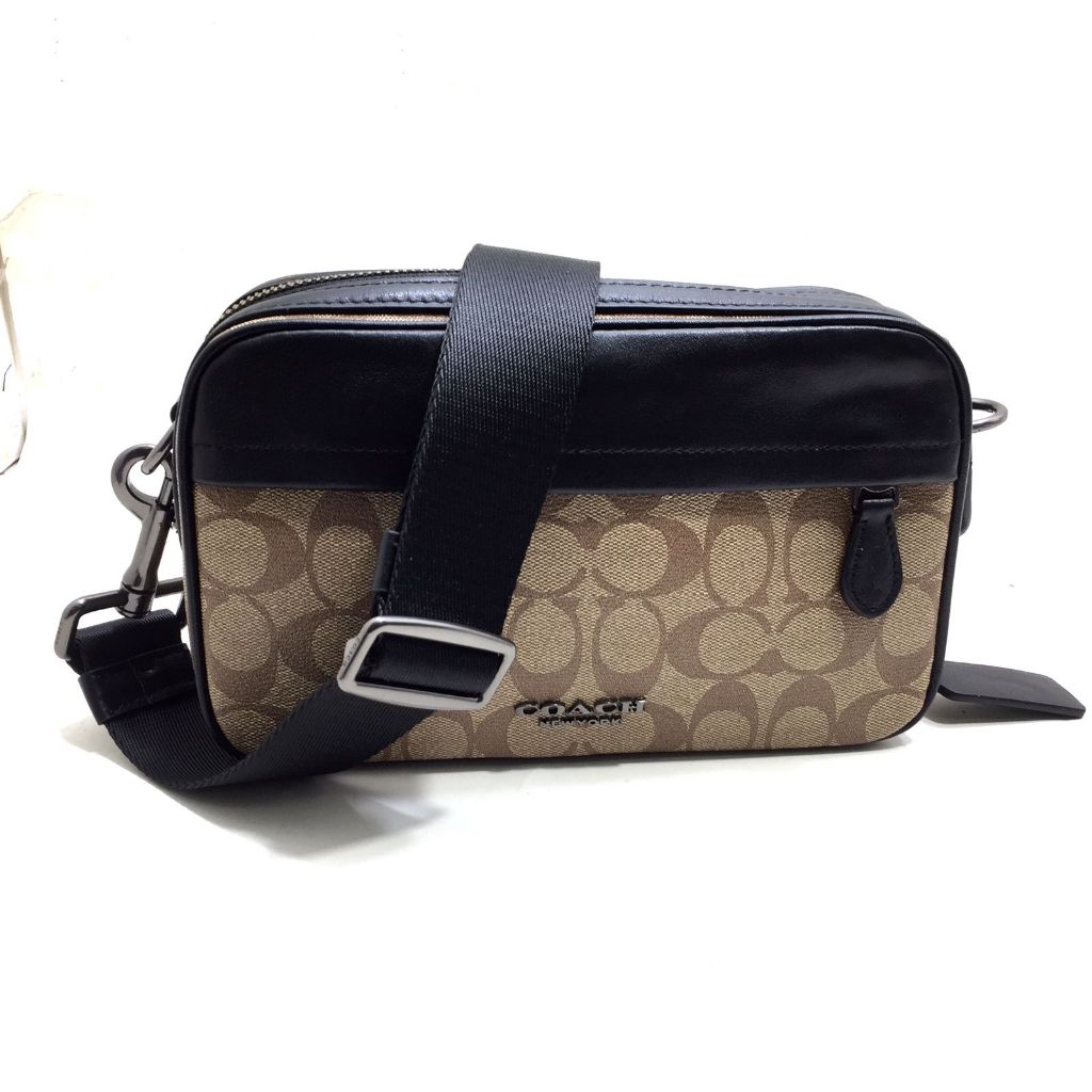 COACH Graham Crossbody In Signature