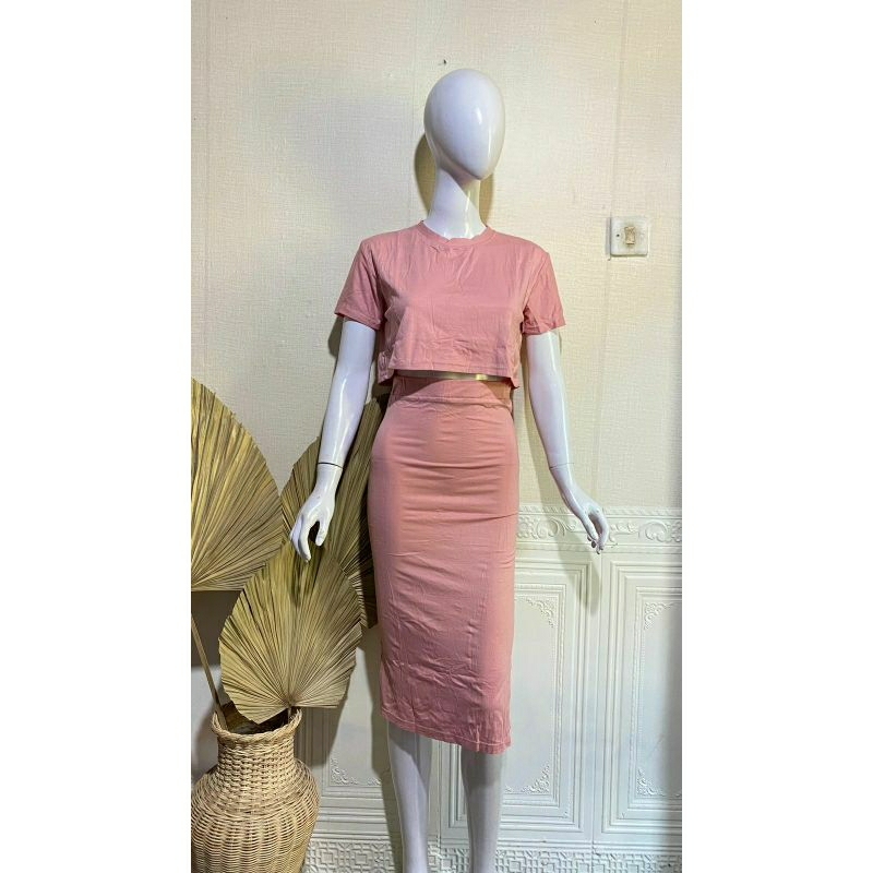 ONE SET DRESS CROP TOP