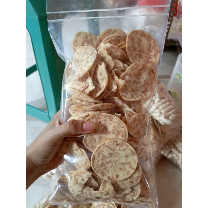 

Keripik Tempe sagu