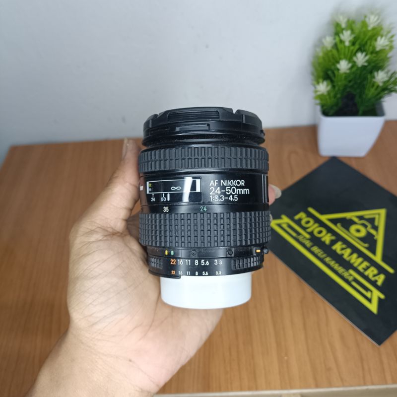 Lensa Nikon 24-50mm f3.3 4.5 / Nikon AFD 24-50MM