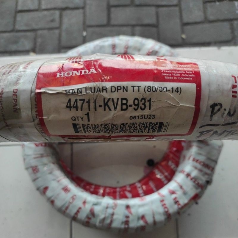 BAN LUAR AHM 80/90-14 DEPAN NON-TUBELESS BAN LUAR 80/90-14 AHM TUBETYPE AHM