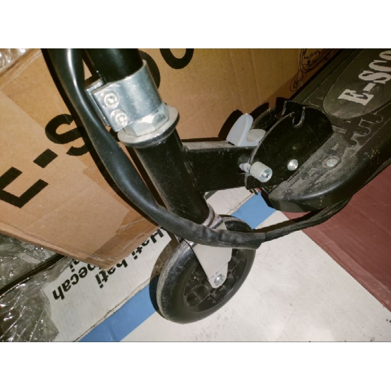 E-scooter electrik scooter