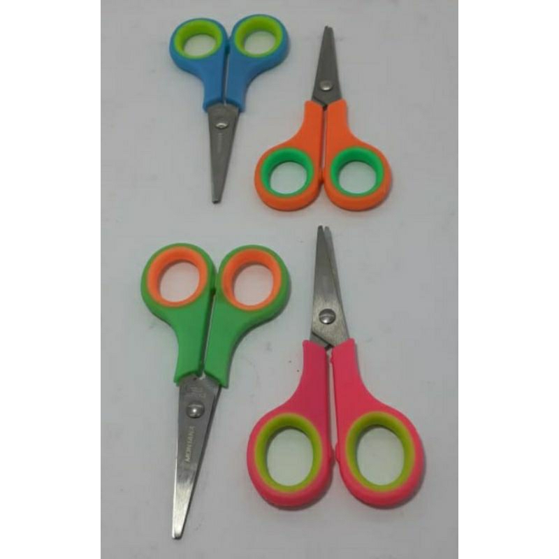 

Gunting Montana STW 540 uk. KECIL 12 x 6.5 cm
