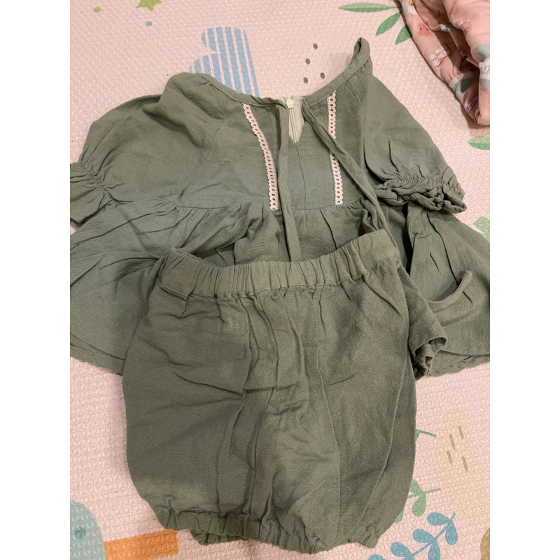 (preloved) petite Sunday ukuran M