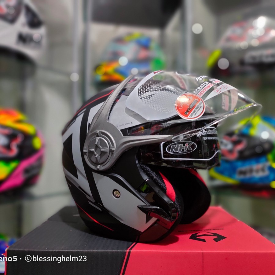 HELM NHK GLADIATOR GRANDE BLACK SILVER DOFF