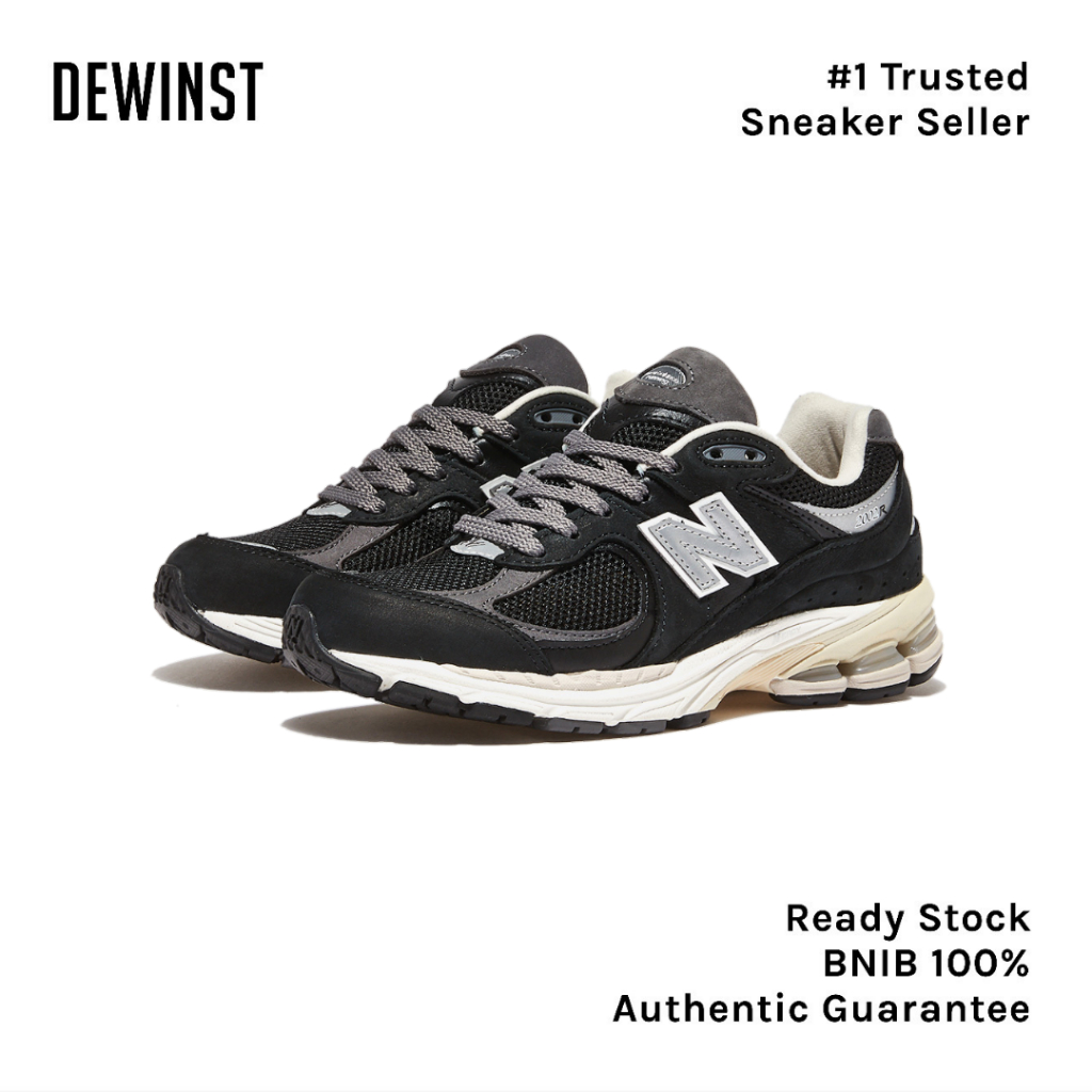 New Balance 2002R Black Castlerock