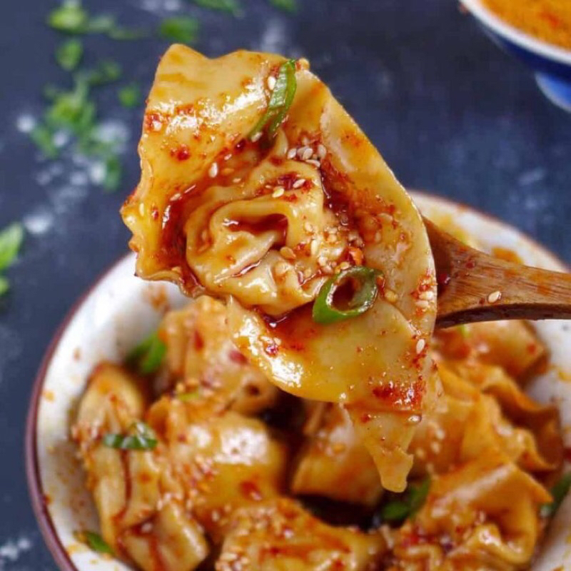 

Wonton basah chili oil