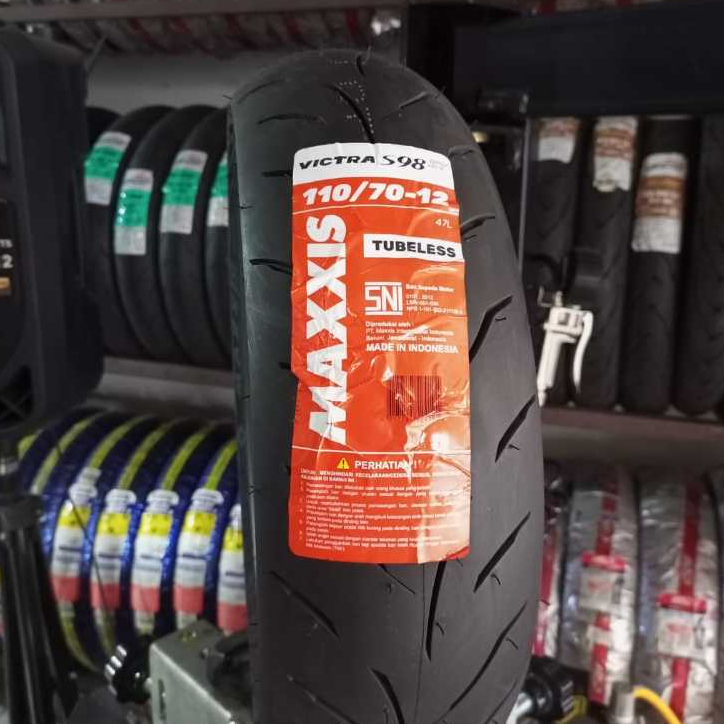 Ban Maxxis VICTRA 110/70-12 Tubeless